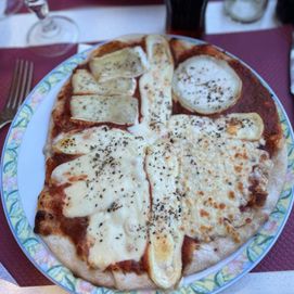 pizza mozzarella